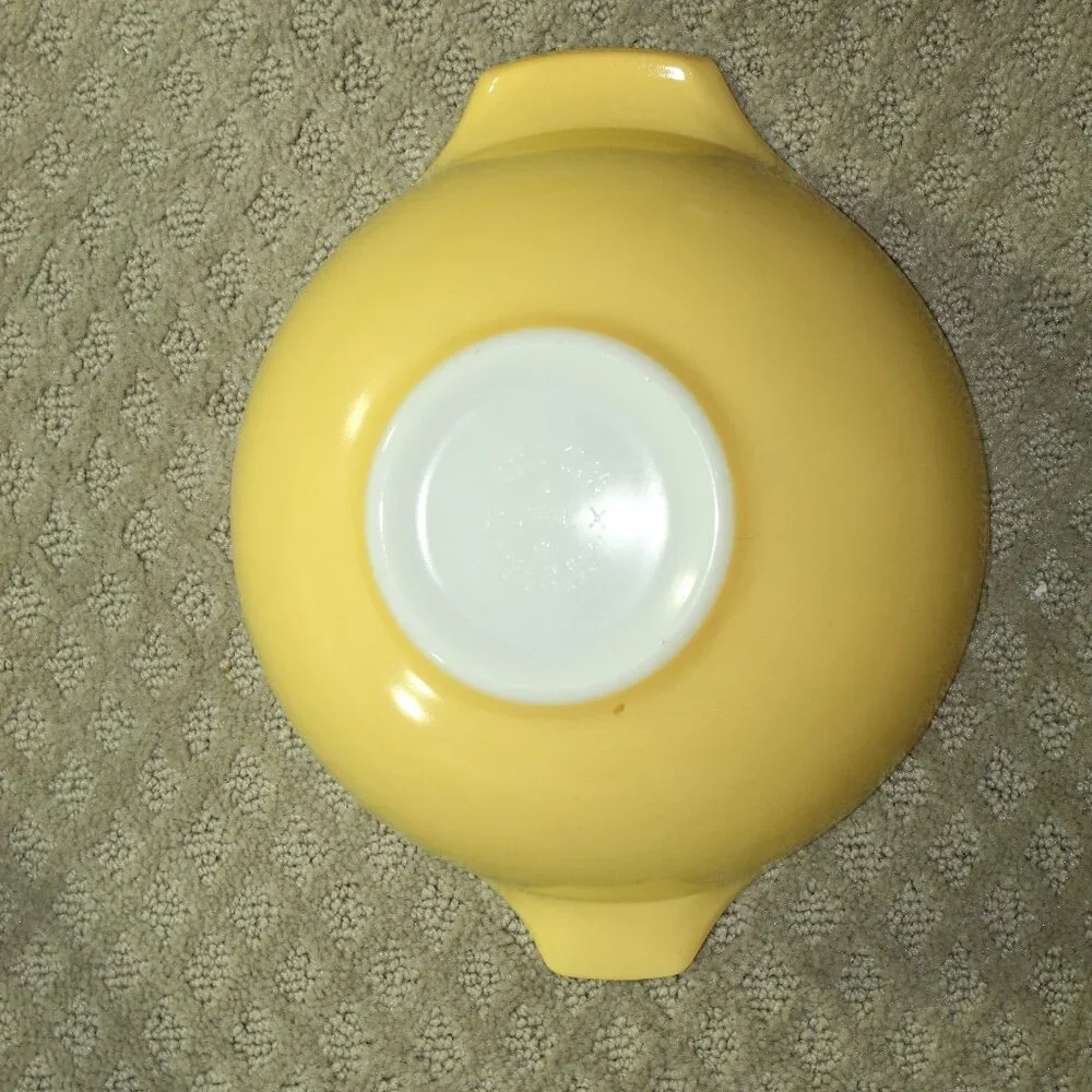 Set of 3 Vtg 1960's Pyrex Town & Country Cinderella Mixing Bowls 444, 443, 442
